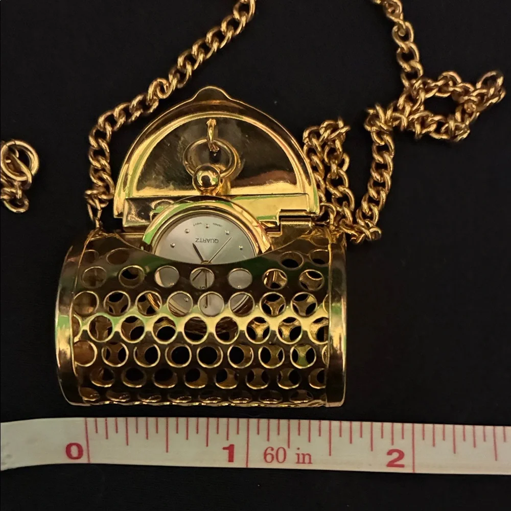 Pair of Gold Tone Pendant Necklaces with hidden (untested) watches - Picture 2 of 8